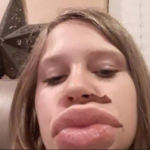 Meet your Posher, Genevieve